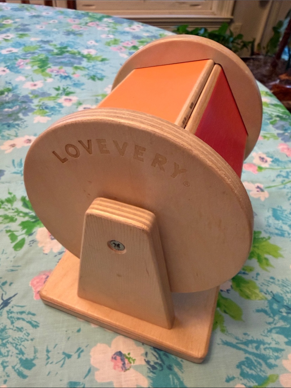 LOVEVERY Spinning Rainbow wood learning toy
